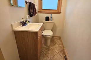 12860 Hobbs Ct, Brookfield, WI 53005 - Photo 14