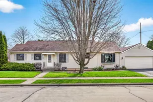 203 E Peckham St, Neenah, WI 54956 - Photo 24