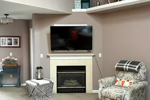 321 Davis St, Elkhorn, WI 53121 - Photo 8