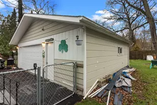 2313 Haerle Ave, Twin Lakes, WI 53181 - Photo 18