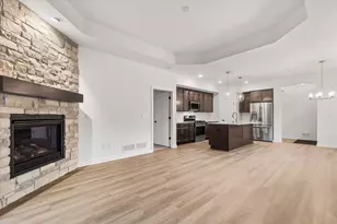 W204N17685 Laurel Pl, Jackson, WI 53037 - Photo 10
