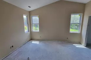 3938 Willow Dr, Waukesha, WI 53189 - Photo 4
