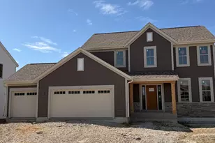 N174W20660 Laurel Springs Cir, Jackson, WI 53037 - Photo 1