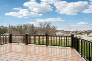 N174W20582 Laurel Springs Cir, Jackson, WI 53037 - Photo 26