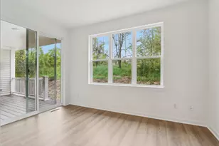 W204N17669 Laurel Pl, Jackson, WI 53037 - Photo 8