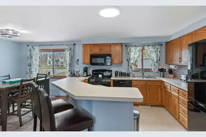 936  Sussex Ct, Rome, WI 54457 - Photo 2