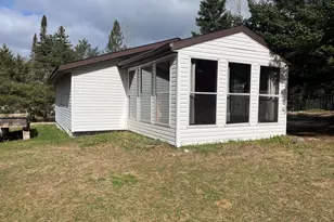 N8838 Kabacinski Ln, Stephenson, WI 54114 - Photo 4