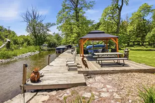 34025 Venice Park Rd, Summit, WI 53018 - Photo 16