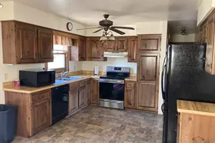405 S 5th St, Cedar Grove, WI 53013 - Photo 6