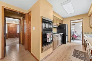 12011 W Ohio Ave, West Allis, WI 53227 - Photo 4