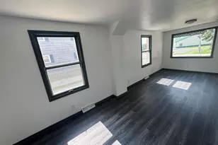 1005 N 38th St, Sheboygan, WI 53081 - Photo 6