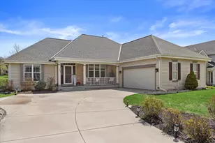 1683 Hunter Rd, Waukesha, WI 53189 - Photo 2