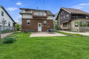 6816 Cedar St, Wauwatosa, WI 53213 - Photo 6