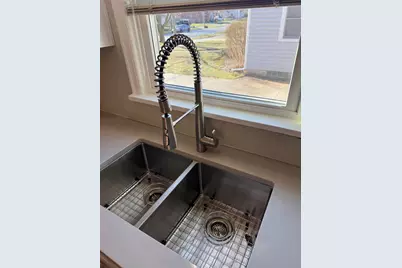 1608 S 16th St, Manitowoc, WI 54220 - Photo 4