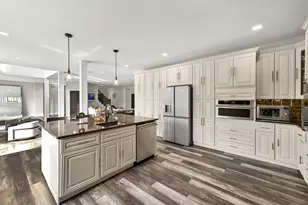 8825 N Spruce Rd, River Hills, WI 53217 - Photo 26