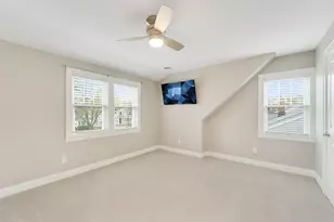 6040 N Shoreland Ave, Whitefish Bay, WI 53217 - Photo 22
