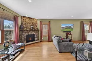 1375 110th St, Pleasant Prairie, WI 53158 - Photo 4