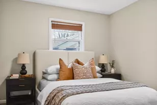 1704 W El Rancho Dr, Mequon, WI 53092 - Photo 12