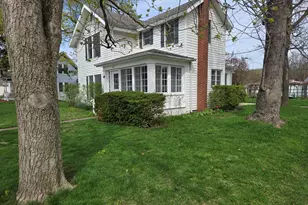 1015 Wheeler St, Lake Geneva, WI 53147 - Photo 22