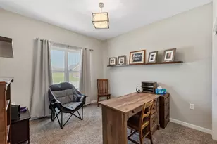 425 East St, Juneau, WI 53039 - Photo 28