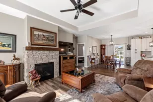 425 East St, Juneau, WI 53039 - Photo 8