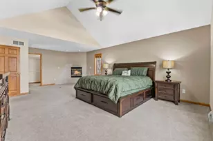 6645 Fieldstone Ct, Racine, WI 53402 - Photo 18
