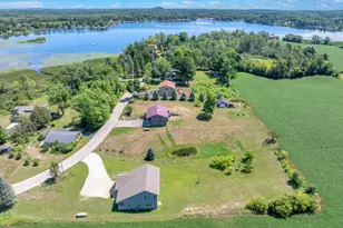 W1298 Floral Park Ln, Osceola, WI 53010 - Photo 36