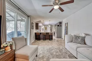N8W27182 Jills Dr, Pewaukee, WI 53188 - Photo 18