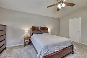 N8W27182 Jills Dr, Pewaukee, WI 53188 - Photo 22