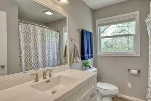 N8W27182 Jills Dr, Pewaukee, WI 53188 - Photo 24
