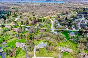 N8W27182 Jills Dr, Pewaukee, WI 53188 - Photo 44