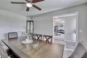 N8W27182 Jills Dr, Pewaukee, WI 53188 - Photo 8