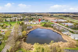 730 Cherokee Path, Lake Mills, WI 53551 - Photo 4