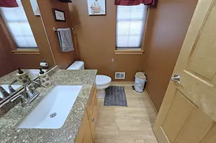9729 W Prairie Grass Way, Franklin, WI 53132 - Photo 42