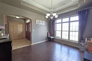 9729 W Prairie Grass Way, Franklin, WI 53132 - Photo 14