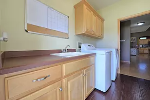 9729 W Prairie Grass Way, Franklin, WI 53132 - Photo 64