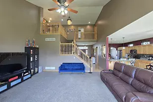 9729 W Prairie Grass Way, Franklin, WI 53132 - Photo 18