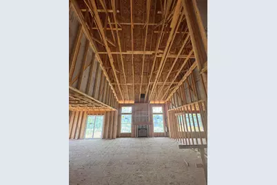 310  Limestone Ln, Slinger, WI 53086 - Photo 10