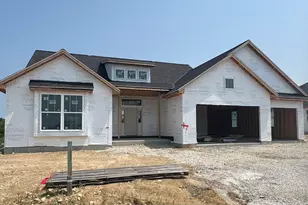 310 Limestone Ln, Slinger, WI 53086 - Photo 1
