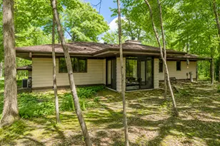 6746 S 35th St, Franklin, WI 53132 - Photo 2