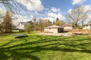 10535 W Bradley Rd, Milwaukee, WI 53224 - Photo 4