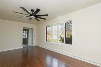 10535 W Bradley Rd, Milwaukee, WI 53224 - Photo 6