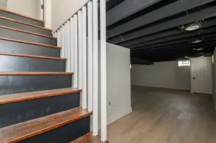 10535 W Bradley Rd, Milwaukee, WI 53224 - Photo 34