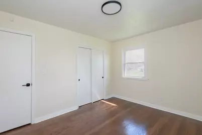 10535 W Bradley Rd, Milwaukee, WI 53224 - Photo 18