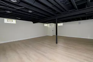 10535 W Bradley Rd, Milwaukee, WI 53224 - Photo 26