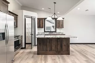 S4696 Erickson Ln, Jefferson, WI 54665 - Photo 10
