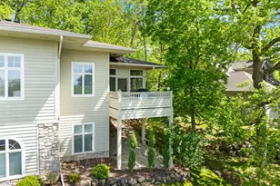 1066 Edinborough Ct, Geneva, WI 53147 - Photo 70