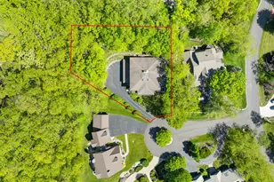 1066 Edinborough Ct, Geneva, WI 53147 - Photo 96