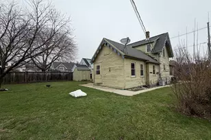 309 Broadway St, Sheboygan Falls, WI 53085 - Photo 2