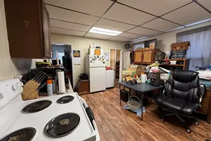 1413 Carl Ave, Sheboygan, WI 53081 - Photo 2